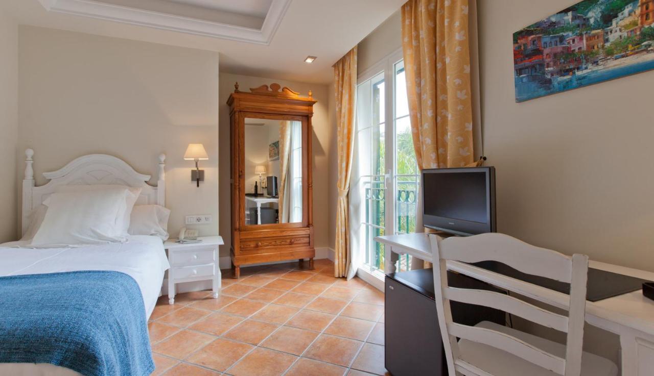 Hotel Mr Les Rotes Denia Exterior photo