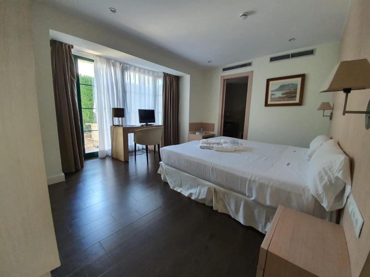 Hotel Mr Les Rotes Denia Exterior photo